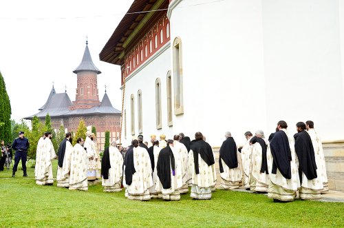 O nouă poartă a cerului în Mănăstirea Popăuţi din Botoşani