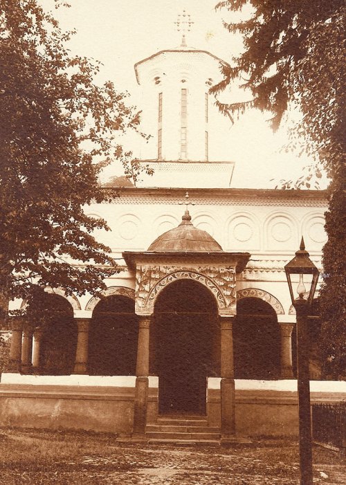 Mănăstirea Hurezi în prima jumătate a secolului trecut