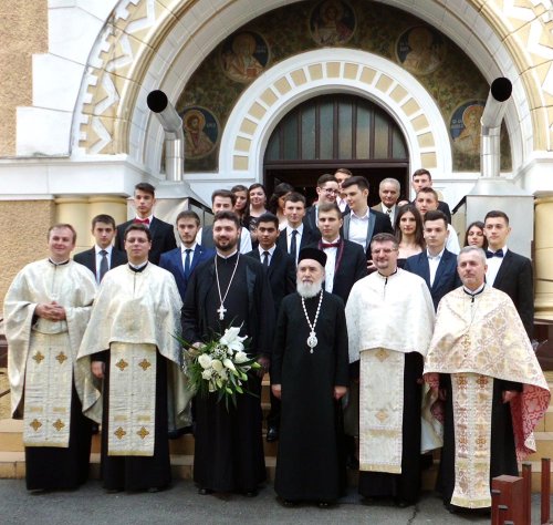 Moment festiv la Seminarul Teologic din Arad