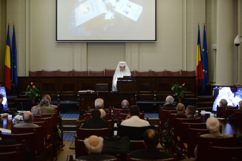 Mihai Eminescu comemorat la Academia Română