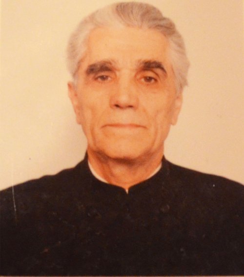 Un preot evlavios şi un dirijor talentat - Părintele Constantin Drăguşin (1931-2014)