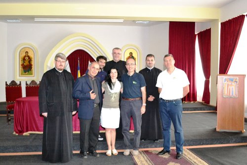 Vizita unui grup de preoţi catolici italieni în Episcopia Caransebeşului