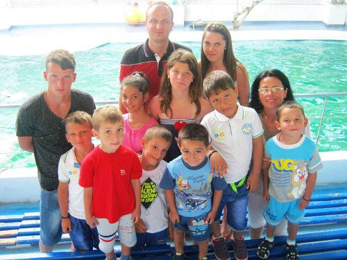 Copiii ocrotiţi de Filantropia, în tabără la mare