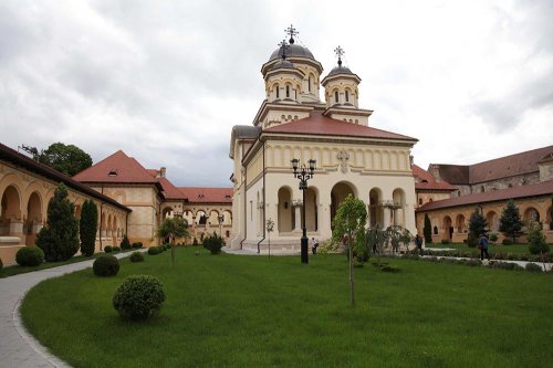 Expoziţie de icoane la Catedrala Reîntregirii din Alba Iulia