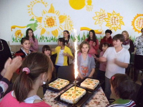 Elevi de la Şcoala Gimnazială nr. 11 Botoşani, în vizită la Centrul de plasament „Prietenia“