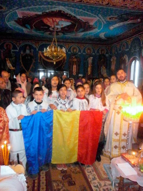 Ziua Naţională a României sărbătorită în Parohia Humosu
