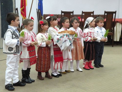 Festivalul de tradiţii şi obiceiuri, la Craiova