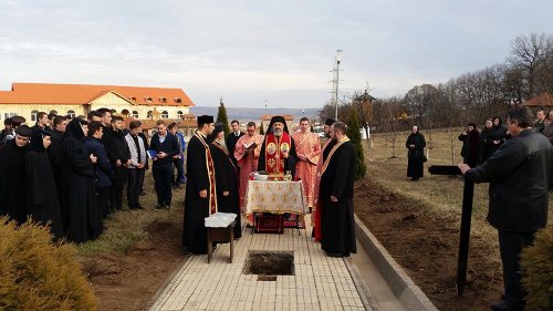 Piatră de temelie pentru o biserică, la Alba Iulia