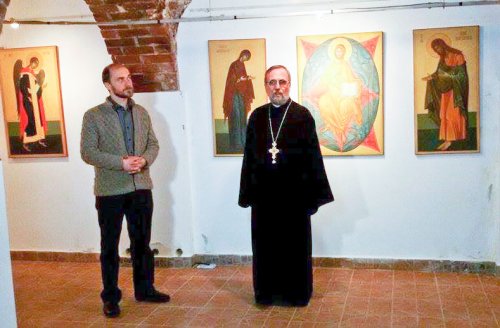 Expoziţie a studenţilor iconari la Facultatea de Teologie din Bucureşti