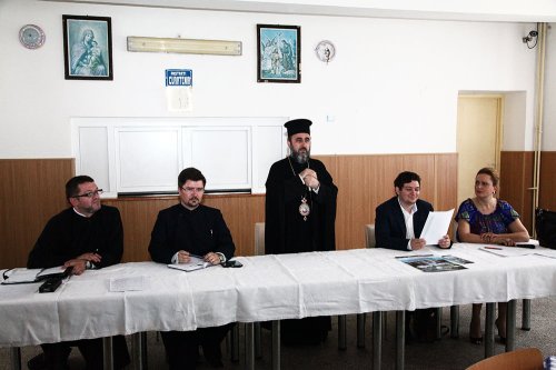 Întâlnire a reprezentanților APOR cu profesorii de religie din Buzău
