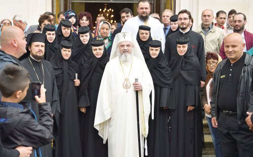 Patriarhul României la Mănăstirea Ghighiu