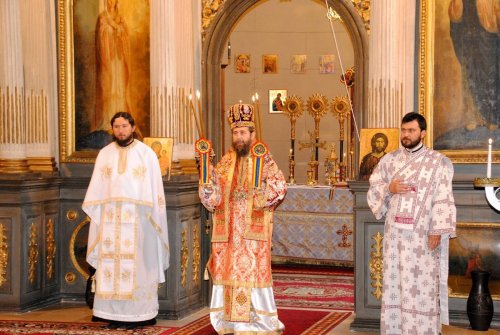 Slujire arhierească la Catedrala Episcopală din Gyula 