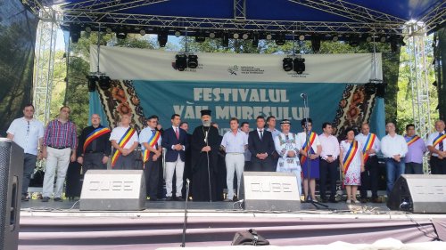 Manifestări dedicate tradiţiilor transilvănene