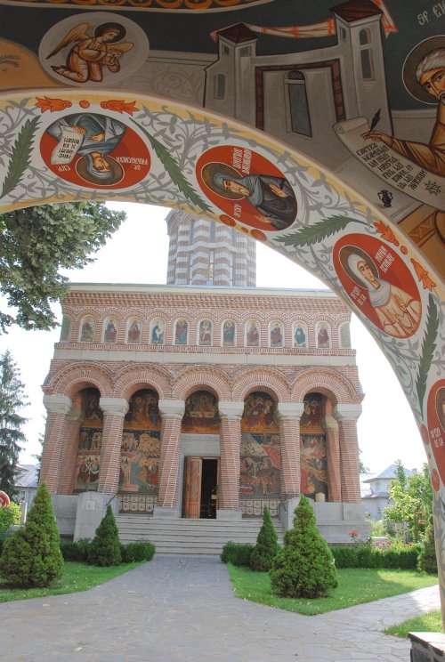 Chipuri luminoase din istoria Mănăstirii Samurcășești