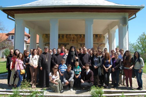 Participare la întâlnirea tinerilor ortodocși din Europa