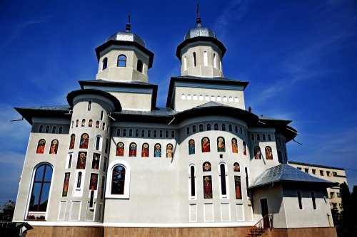 Manifestări religioase la catedrala oraşului Buhuşi