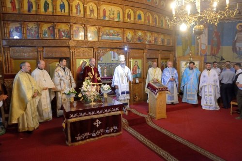 Slujiri şi binecuvântări arhiereşti în Transilvania