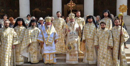 Sărbătoarea Înălțării Sfintei Cruci la Catedrala Patriarhală