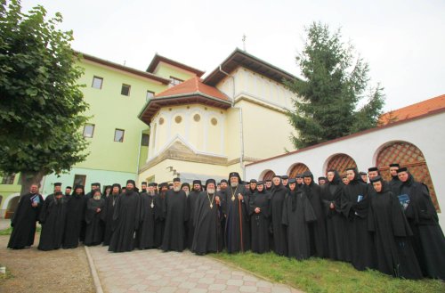 Sinaxă monahală extinsă,  în Arhiepiscopia Sibiului