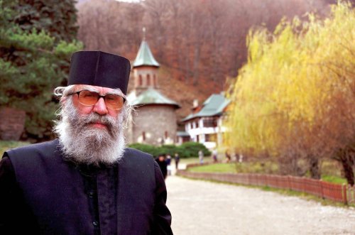 Arhimandritul Vasile Prescure a trecut la Domnul, la Mănăstirea Prislop