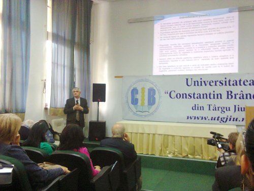 Conferinţa științifică de la Târgu-Jiu