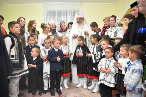 Centru pentru copii, sfinţit de Patriarhul României