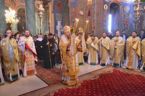 Sfântul Nectarie sărbătorit la Mănăstirea Radu Vodă