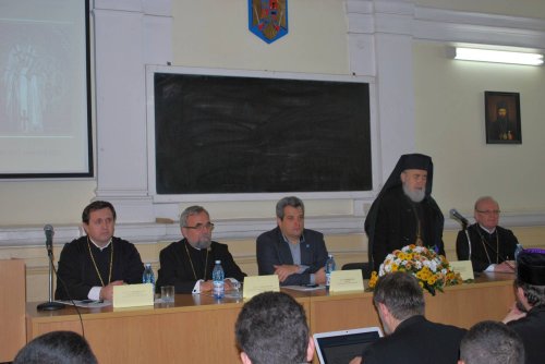 Simpozion teologic la Facultatea de Teologie din Arad