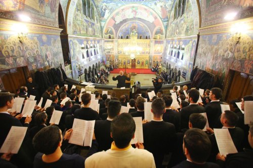 Studenţii teologi au colindat la Catedrala din Sibiu