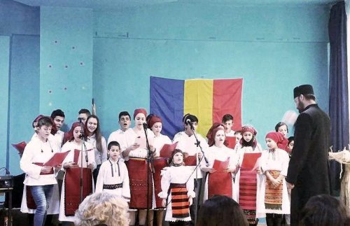 Unirea Principatelor sărbătorită de elevii din Oradea şi Beclean