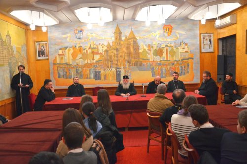 Conferință dedicată ocrotitorilor învățământului teologic