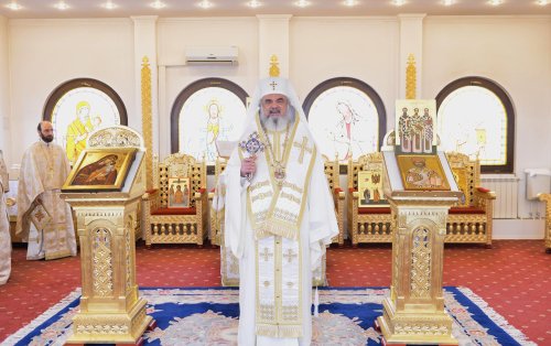 Sfinţii Trei Ierarhi, apărători ai Ortodoxiei