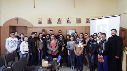 Activităţi cu tinerii în Arhiepiscopia Alba Iuliei
