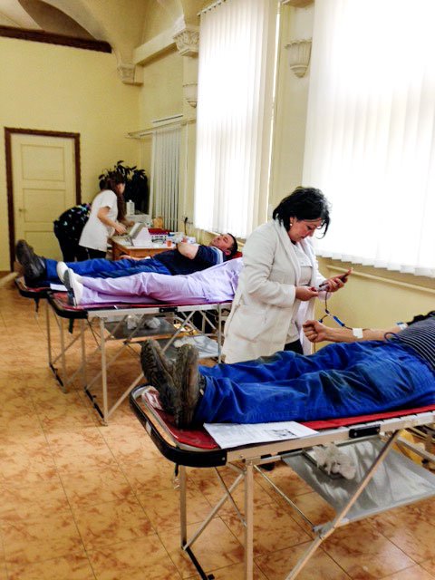 O nouă acţiune de donare  de sânge la Câmpina