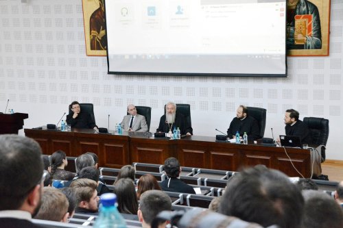 Masă rotundă despre Sinodul Panortodox, la Cluj-Napoca