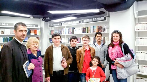 Vizita la o librărie celebră din București - o „școală altfel”