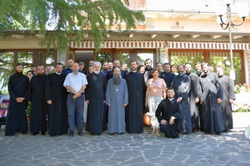 Cursuri pentru preoţi şi mireni în Episcopia Ortodoxă Română a Italiei