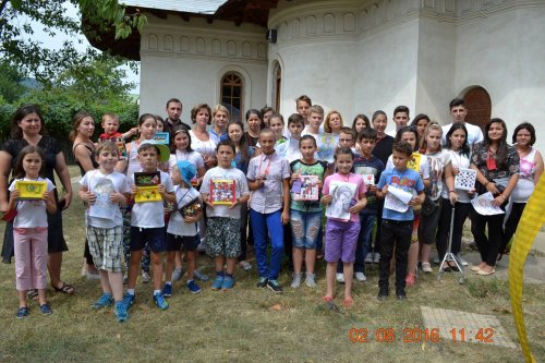 Proiectul „Şcoală de vară“ în Parohia „Sfântul Ioan“ din oraşul Târgu Ocna