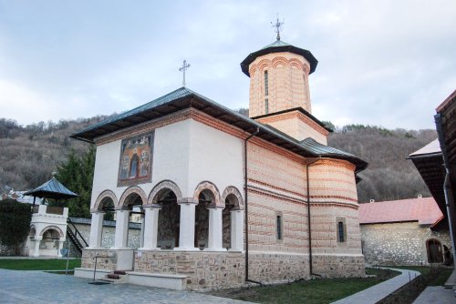 Hramul mănăstirilor Tismana şi Polovragi