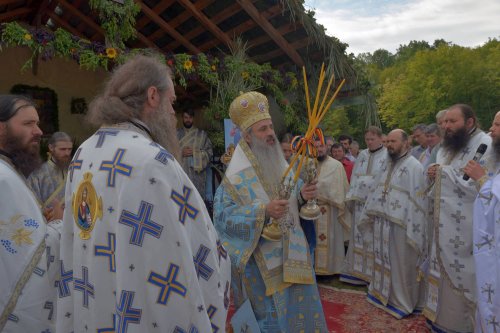 Liturghie arhierească la hramul Mănăstirii Cozancea