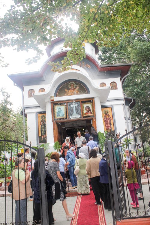 Biserica „Ziua Crucii” din Craiova şi-a serbat hramul