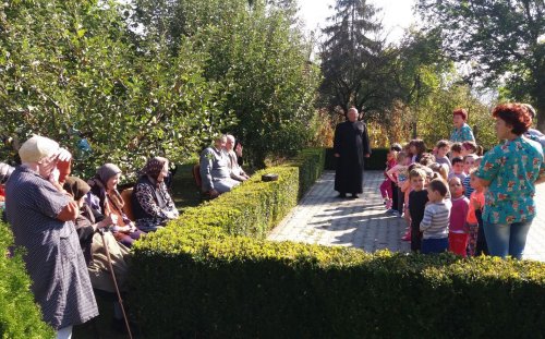Sărbătoarea vârstnicilor în centre din Transilvania