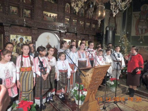 Concert extraordinar de Crăciun la Dărmăneşti