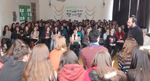 Conferință la Colegiul „Octavian Goga” din Sibiu