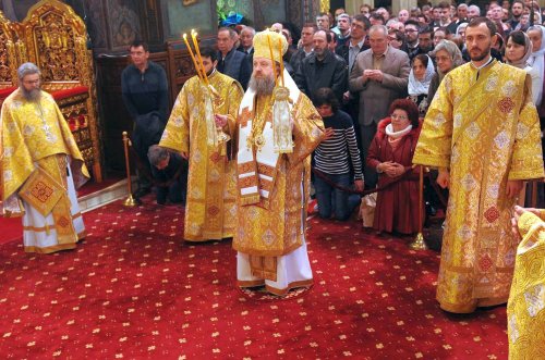 Slujiri arhiereşti în Mitropolia Munteniei şi Dobrogei