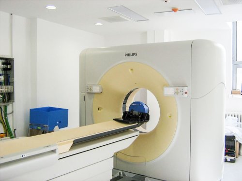 Un computer tomograf la fiecare spital