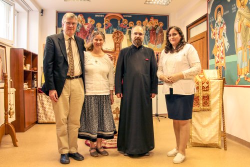 Experți americani în vizită la Centrul de îngrijiri paliative „Sfântul Nectarie”