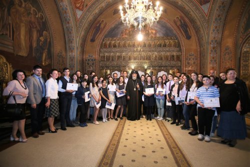 Elevii olimpici la religie au fost premiați la Sibiu