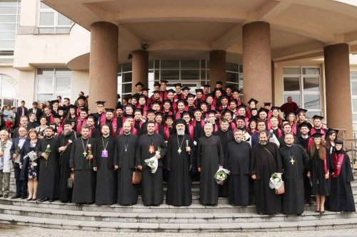 Festivităţi ale absolvenţilor teologi la Alba Iulia