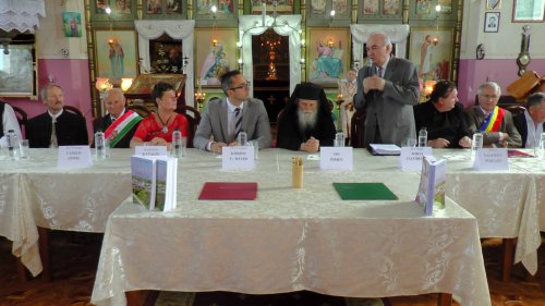 Slujire arhierească şi eveniment cultural în Parohia Ţibeni, Suceava